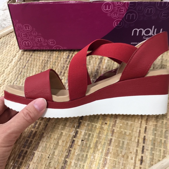 🌹Malu super comfortable bubble system red sandals🌹 - Picture 4 of 8